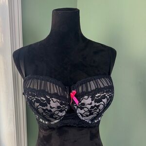 Black Fushsia Lace Bra with Pink Accent 40D
